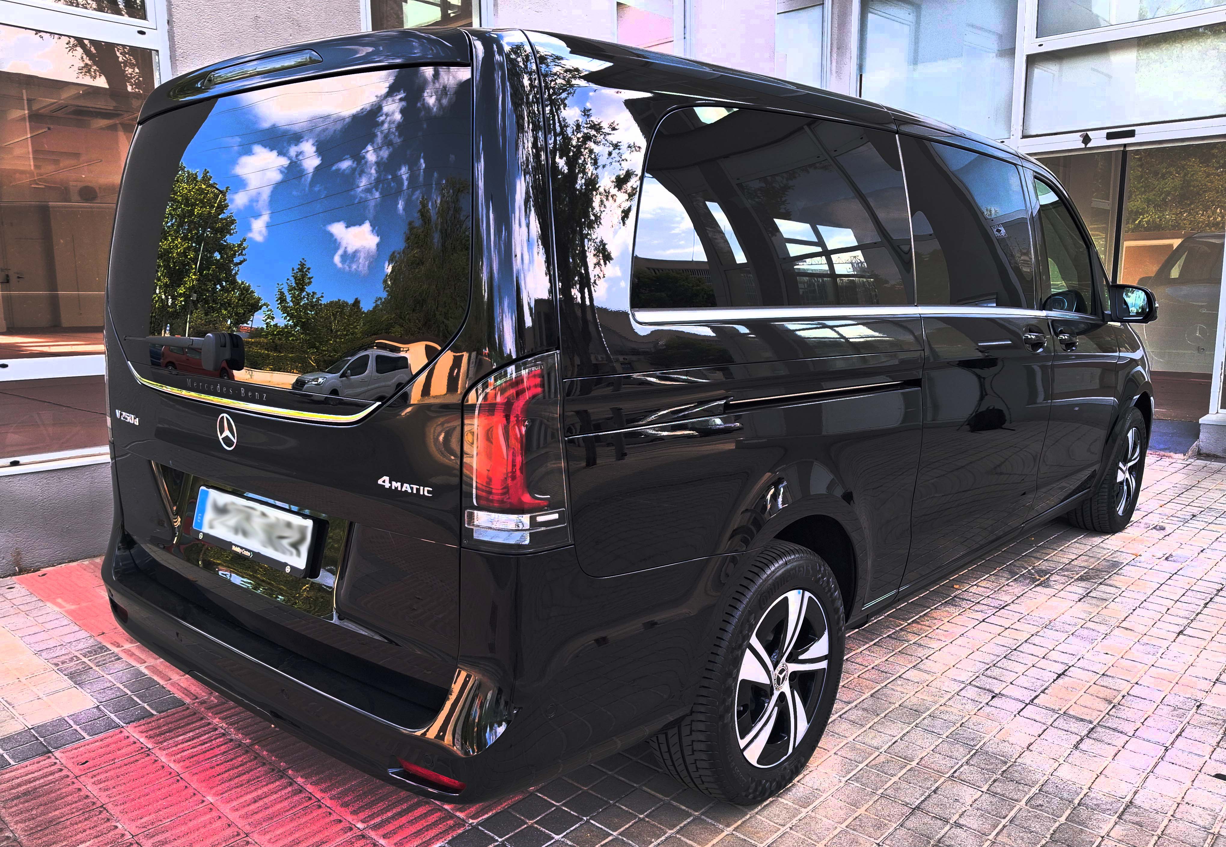 MB Clase V250 ExtraLarga Negro 8 plazas. 4Matic
